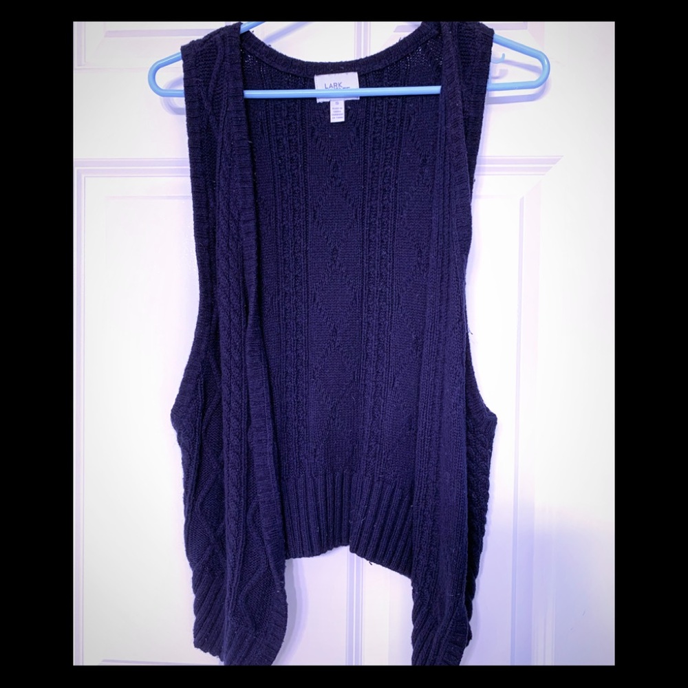 Lark and wolf knit sleeveless vest